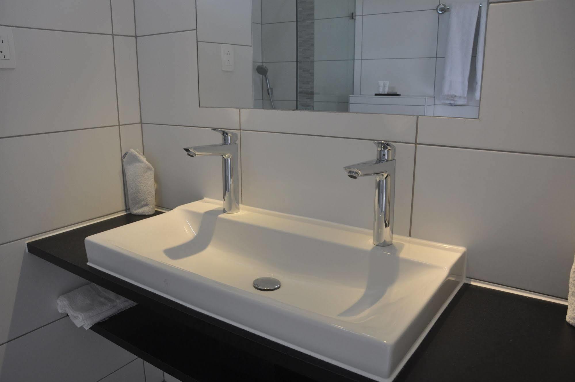 Blue Bay Lodges Curacao 外观 照片